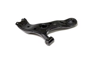 Важіль TOYOTA AURIS, COROLLA, PRIUS 07- перед. міст зліва низ (Вир-во SASIC)