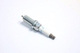 Свічка запалювання LEXUS RX, NX 200t, 300 14- (вир-во NGK)