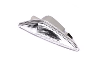 Повторювач повороту пра. BMW X3/ X5 (Van Wezel)