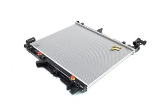 Радіатор охолодження MITSUBISHI L200 2.5D 06- (вир-во NRF)