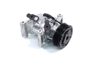 Компресор кондиціонера DACIA DUSTER 1.5 dCi (Van Wezel)