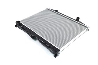 Радіатор охолодження двигуна NISSAN TERRANO II (1993) 2.7 TD (Ava)