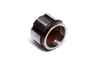 Втулка карданного вала переднего моста (RE150316, RE236678) (John Deere)