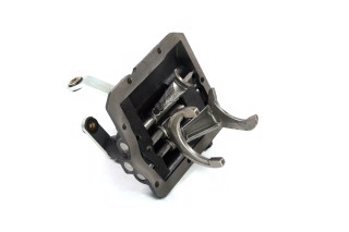 Кришка верхня КПП УАЗ 452 (старого зразка) в зборі