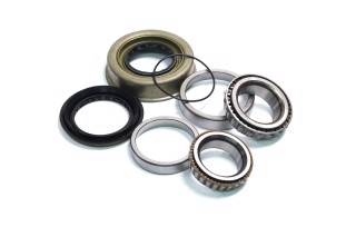 Підшипник маточини FORD MAVERICK, NISSAN TERRANO I-II 87-07 перед. міст (Вир-во SNR)