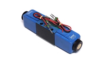 Клапан керування штангою обприскувача JD4730,4830,4920 (AN205030) (John Deere)