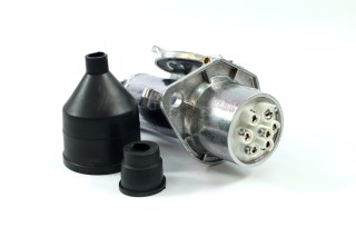 Вилка-розетка ЕВРО КАМАЗ, МАЗ, Сельхозтехника,Грузовые Иномарки (24В, алюминий) (DETALKA)