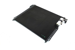 Конденсатор кондиціонера NISSAN Navara 2.5D 05- (вир-во NRF)