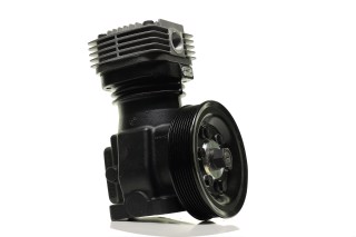 Компресор повітряний гальмівної системи зі шківом (4111410030, RE189197, RE58386) (JD)