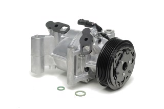 Компресор кондиціонера DACIA DUSTER 17- (вир-во NRF)