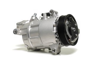 Компресор кондиціонера BMW 1 1.6 05- (вир-во NRF)