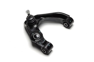 Важіль верхній L Nissan Navara D22 97-12 Pick Up 98-10 (вир-во CTR)