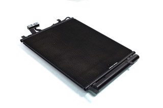 Конденсатор кондиціонера KIA Sorento 2.2D 10- (вир-во NRF)