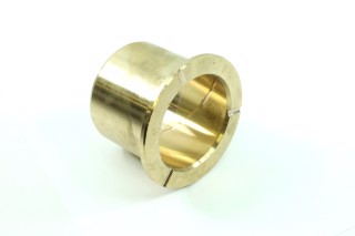 Втулка кожуха полуоси КРАЗ моста переднего (бронза, Н=69 мм) (DETALKA)