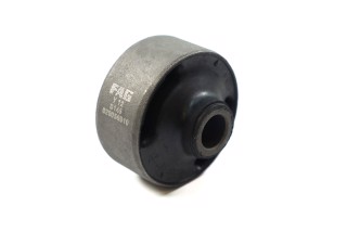 Сайлентблок важеля CITROEN C-CROSSER, MITSUBISHI LANCER VIII 10 перед. міст низ (Вир-во FAG)