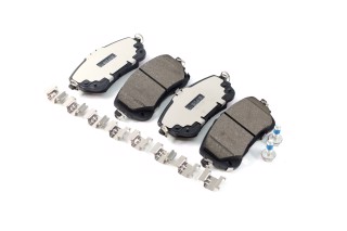 Колодки тормозные дисковые передние с креплением Toyota Corolla XII 18- (пр-во Blue Print)