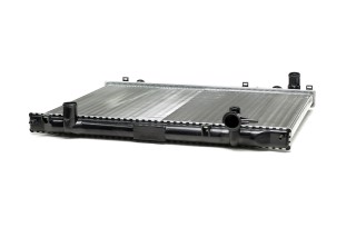 Радіатор охолодження MAZDA B2500 25D MT 96- (вир-во Van Wezel)