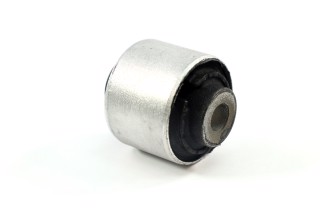 Сайлентблок важеля AUDI A4, A5, A6, A7, Q5 07 перед. міст перед, низ (Вир-во SKF)