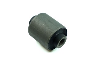 Сайлентблок важеля LAND ROVER FREELANDER 98-06 перед. міст спереду (Вир-во SKF)