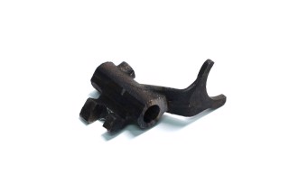 Вилка заднего хода КПП УАЗ-452 (4-ступ.) нового образца