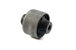 Сайлентблок важеля RENAULT KADJAR 15-  перед. міст (Вир-во LEMFORDER)