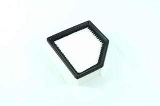 Фільтр повітряний NISSAN QASHQAI 1.3 DIG-T 21- (вир-во DENCKERMANN)