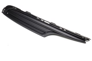 Решітка бампера пер. лів. VW GOLF VII 13-17 (TEMPEST)