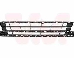 Решітка бампера пер. VW PASSAT B8 15- (Van Wezel)