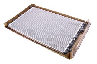 Радіатор охолодження двигуна AUDI A6 18- (вир-во NRF)