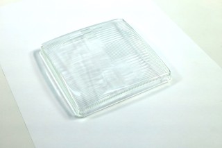 Скло фари МТЗ передньої (квадратне) <ДК>