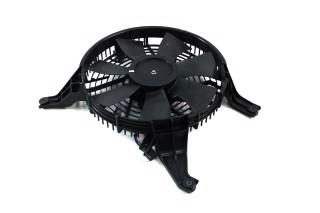 Вентилятор двигуна MITSUBISHI Pajero 00- (вир-во NRF)