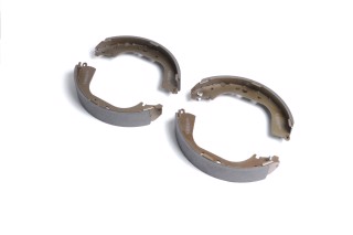 Колодки гальмівні барабанні задні TOYOTA LAND CRUISER (вир-во Jakoparts)