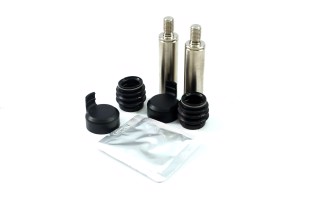 Комплект гільзи направляючої Infiniti, Nissan, Opel, Renault (вир-во Jakoparts)