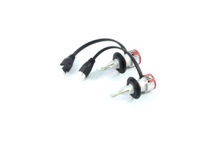 Лампа світлодіодна LED H7 12/24V Ultinon Pro9200 +400% 18W 5800K (комплект) (вир-во Philips)