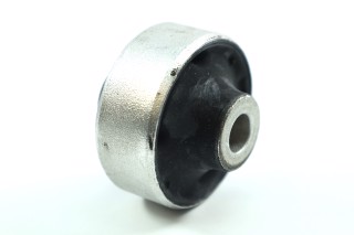 Сайлентблок важеля SEAT IBIZA V, SKODA KAMIQ, SCALA, VW POLO VI 17- перед. міст ззаду (Вир-во SASIC)