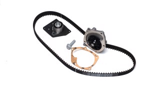 Водяний насос + комплект зубчастого реміня (вир-во Bosch)