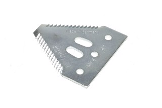 Сегмент ножа жатки JD900, 82,5х76х3мм. d=6мм.большая насечка, 14 зубов, 7tpi(H160251,H207930)(Schumacher)