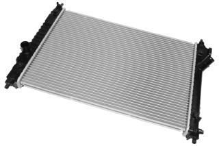 Радиатор охлаждения двигателя