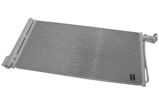 Радіатор кондиціонера FORD FOCUS 15- (GNA)