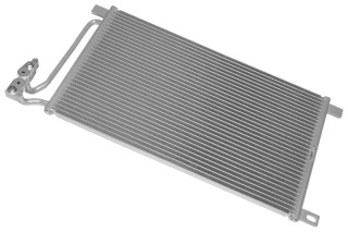 Радіатор кондиціонера BMW 3 E46 (98-)/X3 E83 (04-) (вир-во BOSCH)