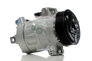 Компресор кондиціонера NISSAN Qashqai 1.6 10- (вир-во NRF)