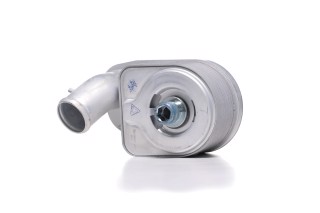 Радиатор масляный с маслопроводом и уплотнениями FIAT/ IVECO (пр-во FEBI)