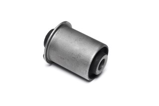 Сайлентблок рычага передняя ось Nissan Pathfinder 05-14 (пр-во CTR)