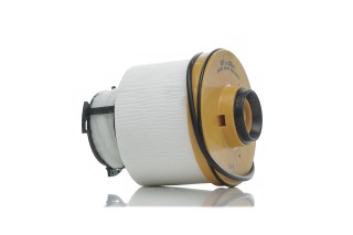 Фільтр паливний TOYOTA HILUX 2.4 D 15- (вир-во UFI)