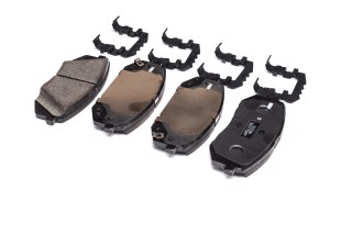 Колодки тормозные дисковые передние (пр-во Mobis)