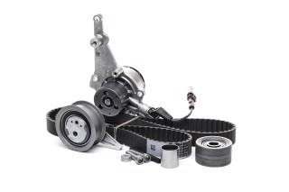 Водяной насос + комплект ремня ГРМ (Пр-во INA)