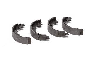 Колодки тормозные барабанные стояночные. тормоз Kia CARENS III -13 (пр-во Jakoparts)