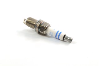 Свічка запалювання FR6KPP DOUBLE PLATINUM (VAG) (вир-во BOSCH)