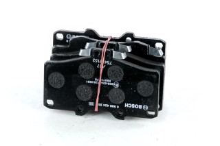 Колодка гальм. диск. TOYOTA HILUX передн. (вир-во Bosch)