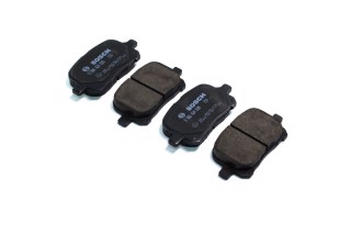 Колодка гальм. диск. TOYOTA CAMRY 2.2, 3.0 24V, 3.0 V6 99-01 передн. (вир-во Bosch)